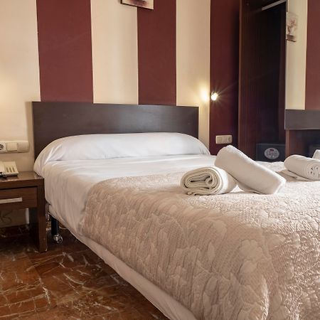 Hotel Marina Huelva Bagian luar foto