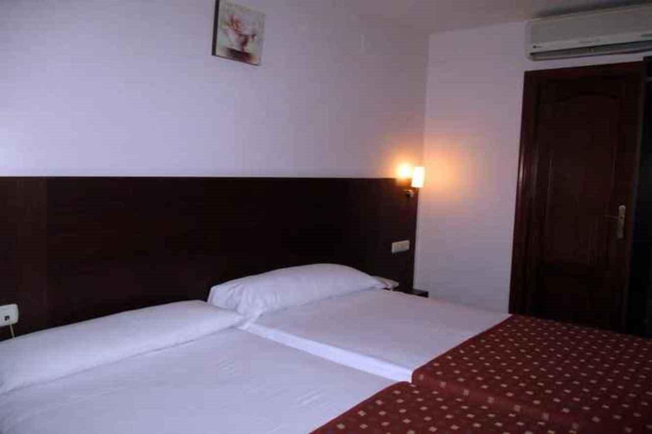 Hotel Marina Huelva Bagian luar foto